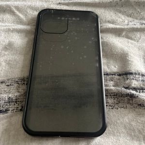 Magnetic privacy case iPhone 12 Pro Max